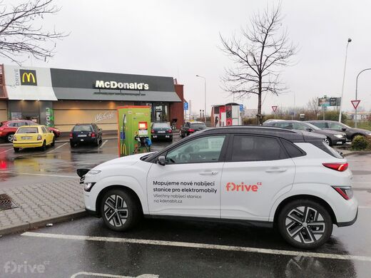 ČEZ, Praha 10 - Malešice, Průmyslová ul., McDonald's