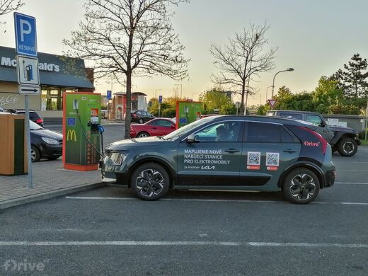 ČEZ, Praha 10 - Malešice, Průmyslová ul., McDonald's