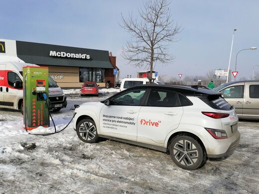 ČEZ, Praha 10 - Malešice, Průmyslová ul., restaurace McDonald's