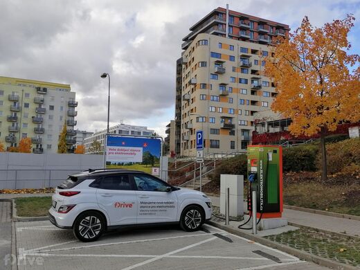 ČEZ, Praha 13 - Stodůlky, ul. Pod Hranicí, hypermarket Kaufland