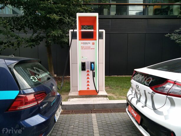 ČEZ, Praha 4 - Michle, Duhová ul., u budovy ČEZ ICT Services