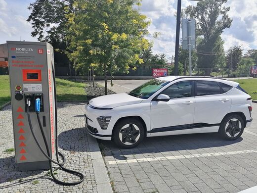 ČEZ, Praha 7 - Holešovice, ul. Železničářů, budova Visionary