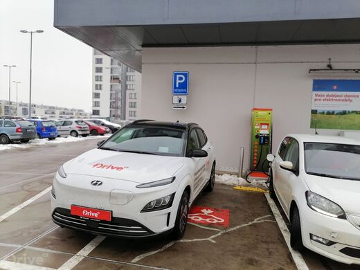 ČEZ, Praha 9 - Jarov, Spojovací ul., supermarket Kaufland