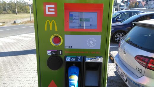 ČEZ, Praha-Divoká Šárka, restaurace McDonald's