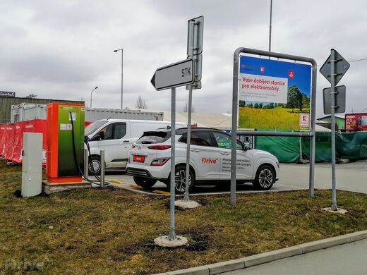 ČEZ, Třeboň, Jiráskova ul., OC Kaufland