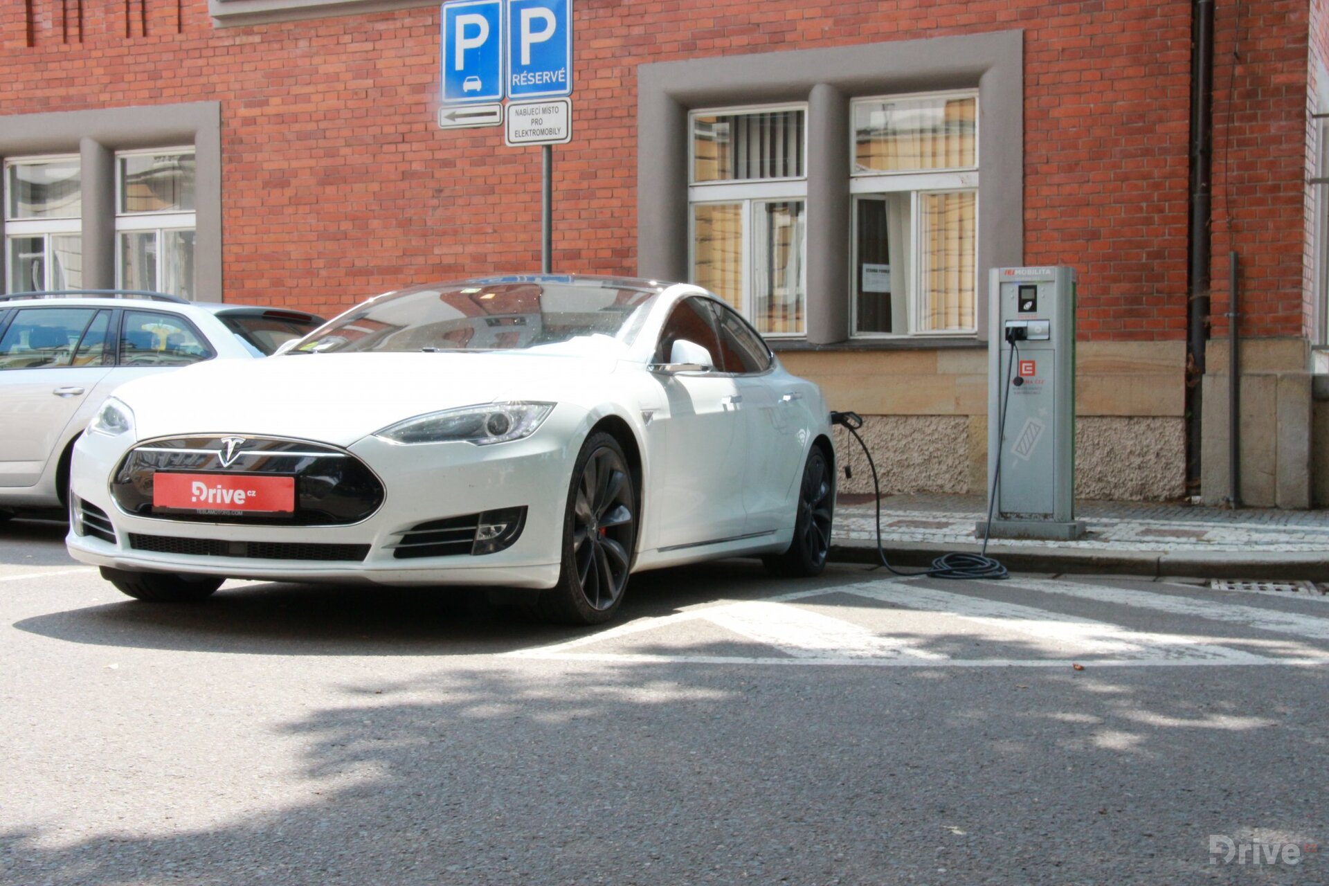 ČEZ, ulice Křižíkova v Hradci Králové