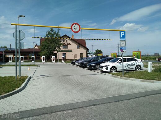 ČEZ, Vestec u Prahy, Vídeňská ul., Motel u KRBU