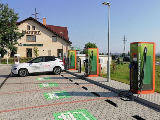 ČEZ, Vestec u Prahy, Vídeňská ul., Motel u KRBU