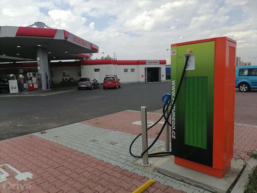 ČEZ, Žatec, Husova ul., čerpací stanice Benzina ORLEN