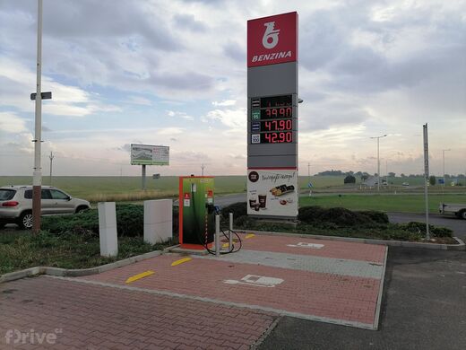 ČEZ, Žatec, Husova ul., čerpací stanice Benzina ORLEN