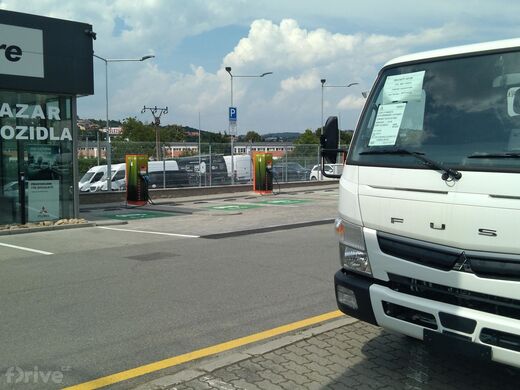 ČEZ, Zlín, tř. Tomáše Bati, autosalon Samohýl