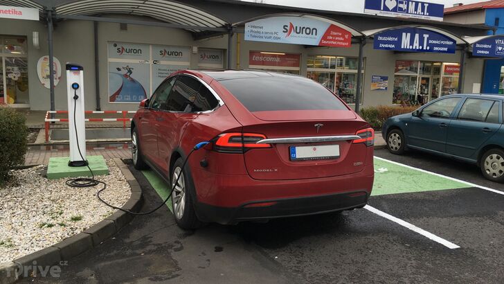 Cheb OC Kaufland 22kW - Sauron CZ s.r.o.