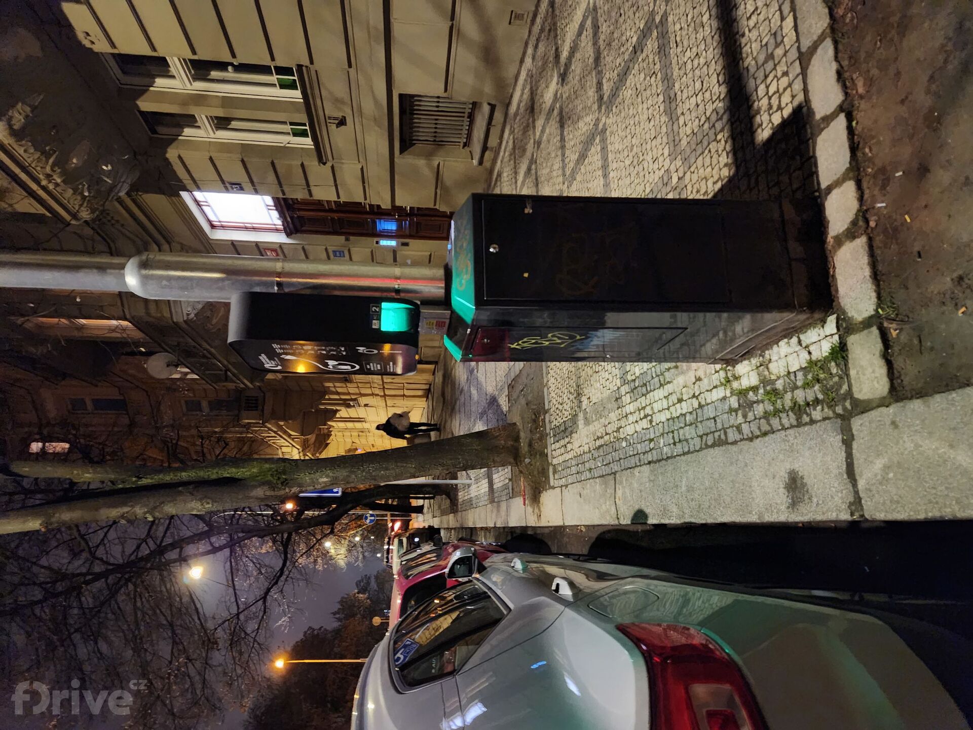 Chytré lampy PRE Vinohrady