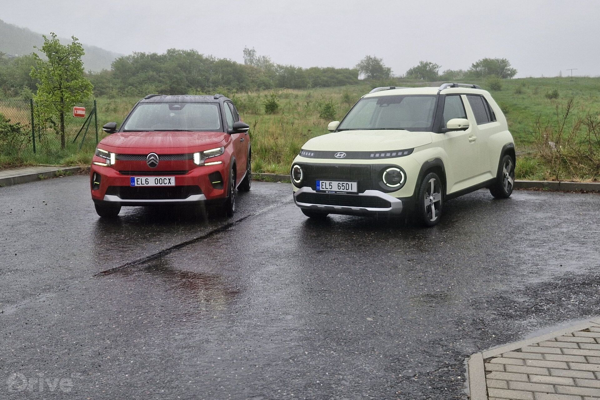 Citroën ë-C3 vs. Hyundai Inster
