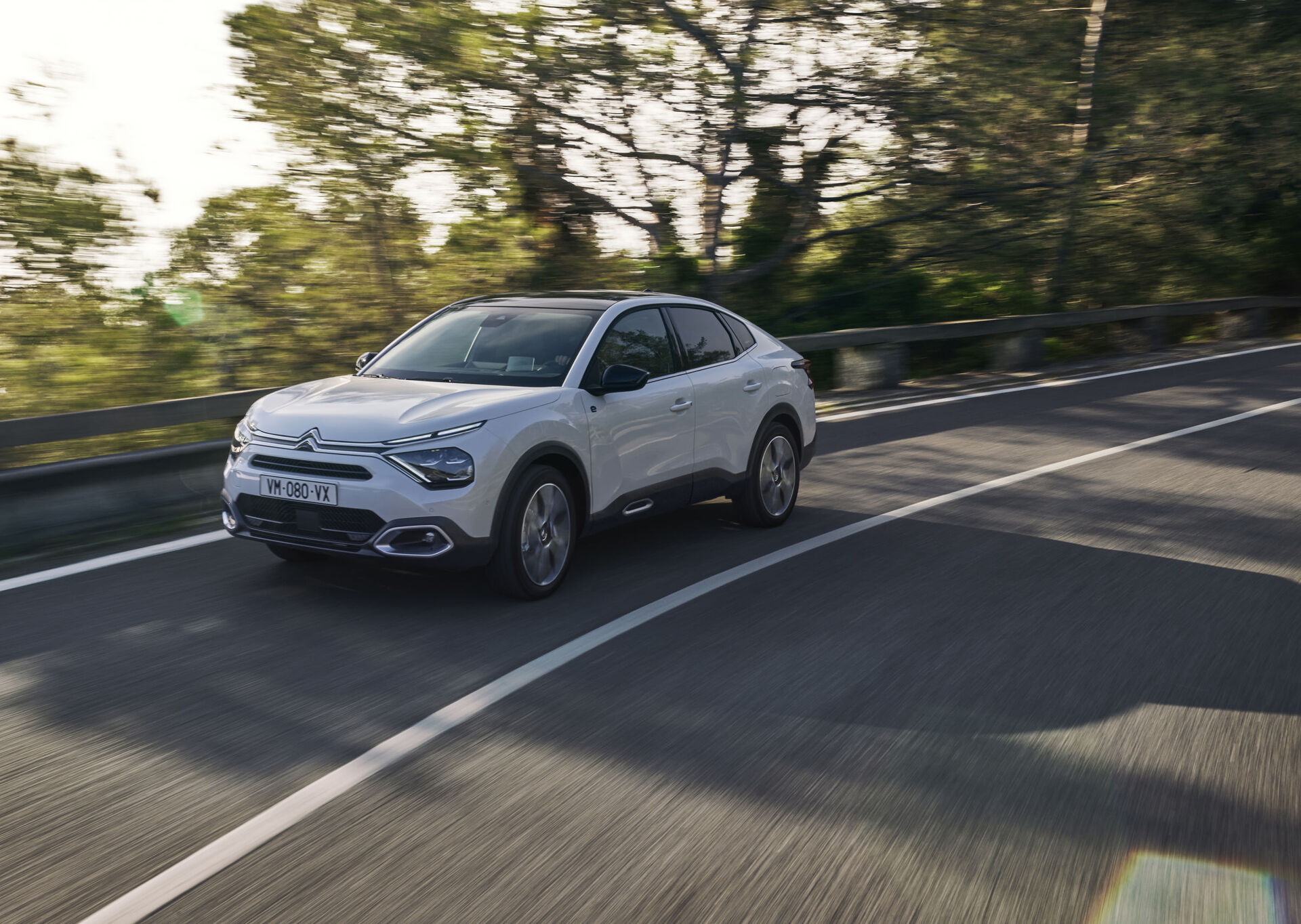 Citroën ë-C4 X