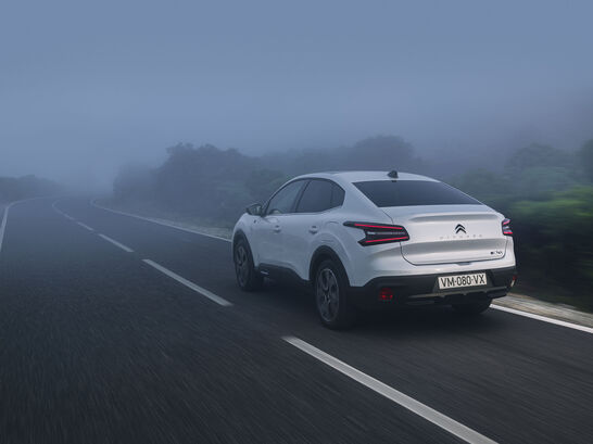 Citroën ë-C4 X