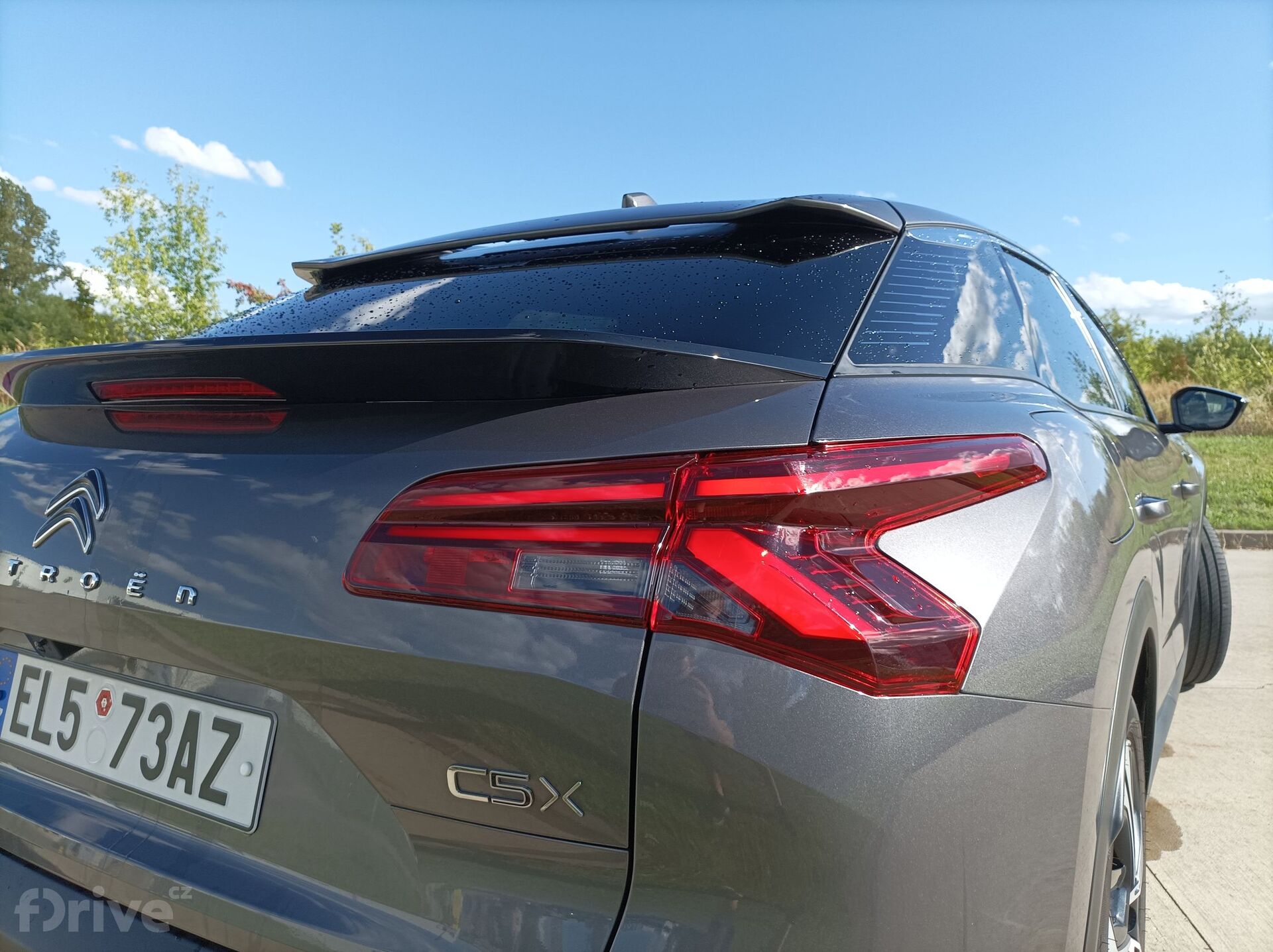 Citroën C5 X PHEV 225