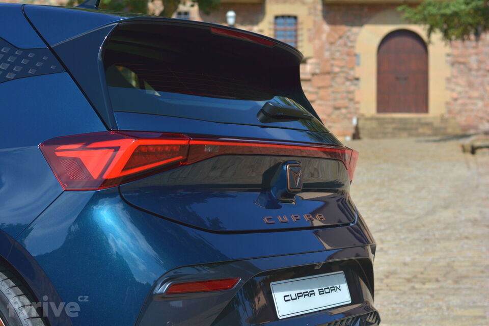 CUPRA Born