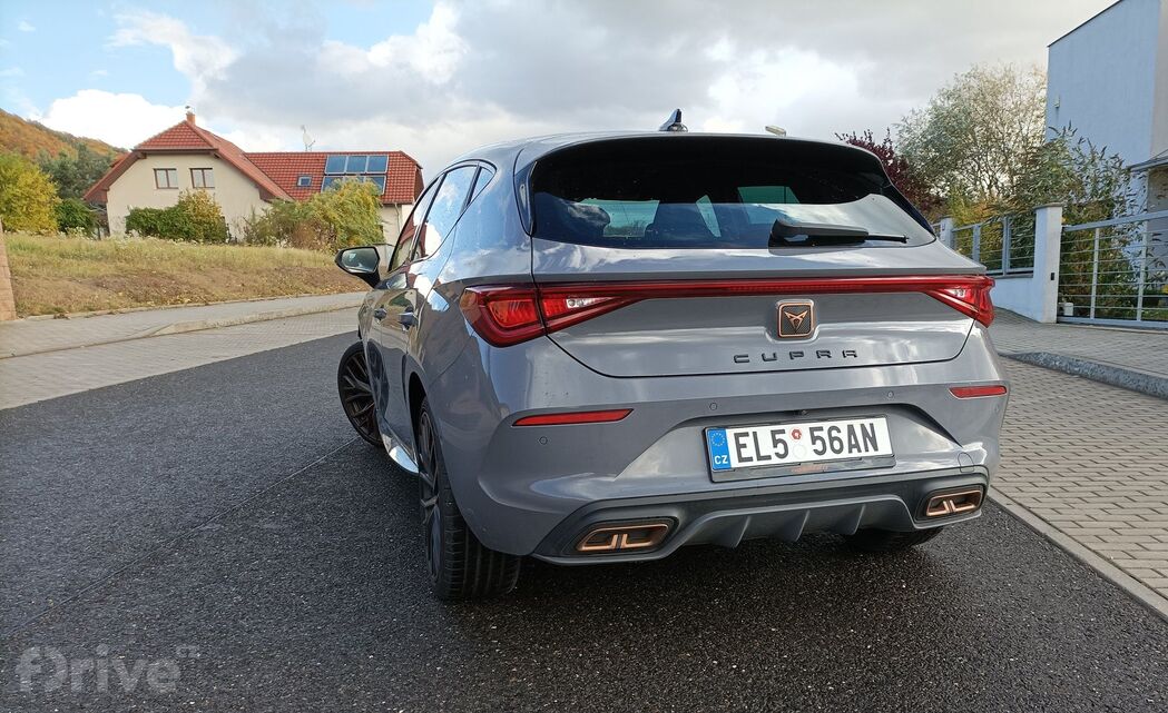 Cupra Leon e-Hybrid (2021)