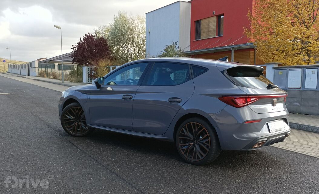 Cupra Leon e-Hybrid (2021)