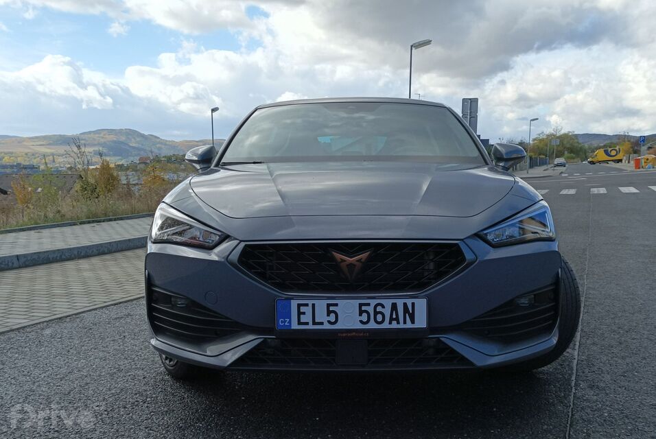 Cupra Leon e-Hybrid (2021)