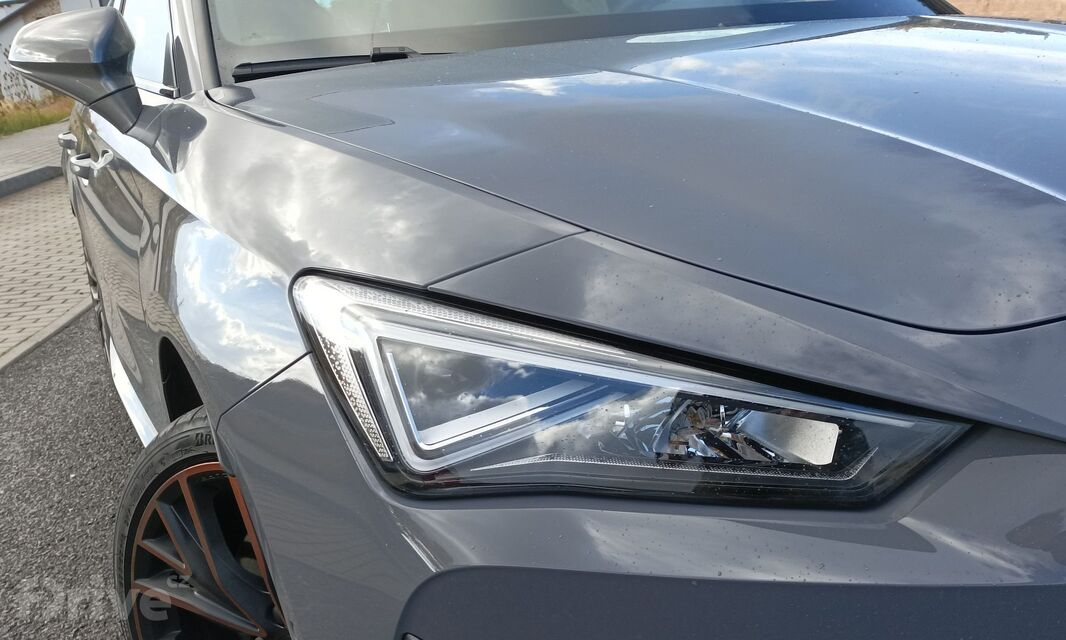Cupra Leon e-Hybrid (2021)