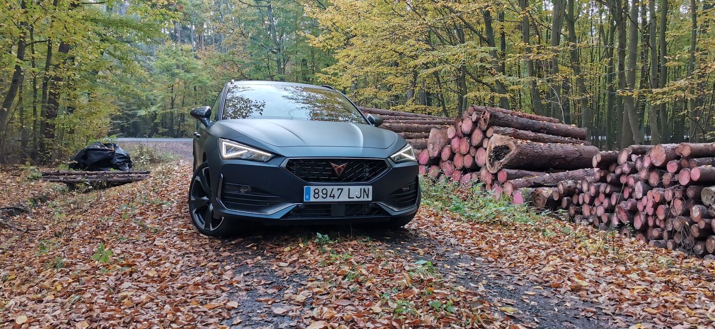 Cupra Leon Sportstourer e-Hybrid (2020)