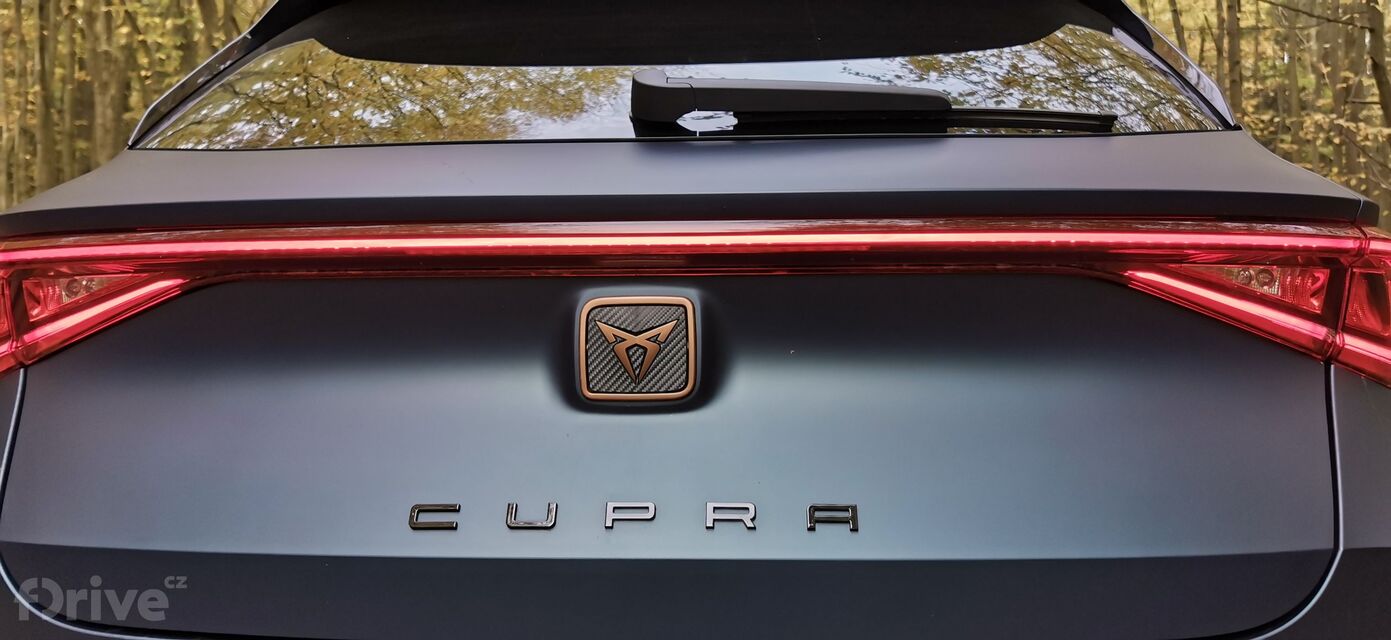 Cupra Leon Sportstourer e-Hybrid (2020)