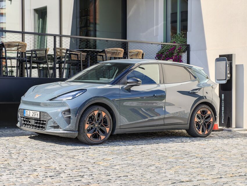 CUPRA Raval