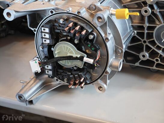 Dacia 4×4 zadní elektromotor
