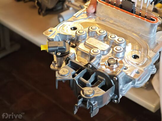Dacia 4×4 zadní elektromotor