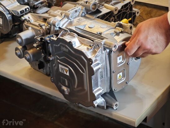 Dacia 4×4 zadní elektromotor