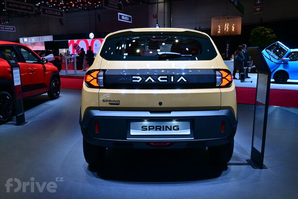 Dacia Spring (2024)