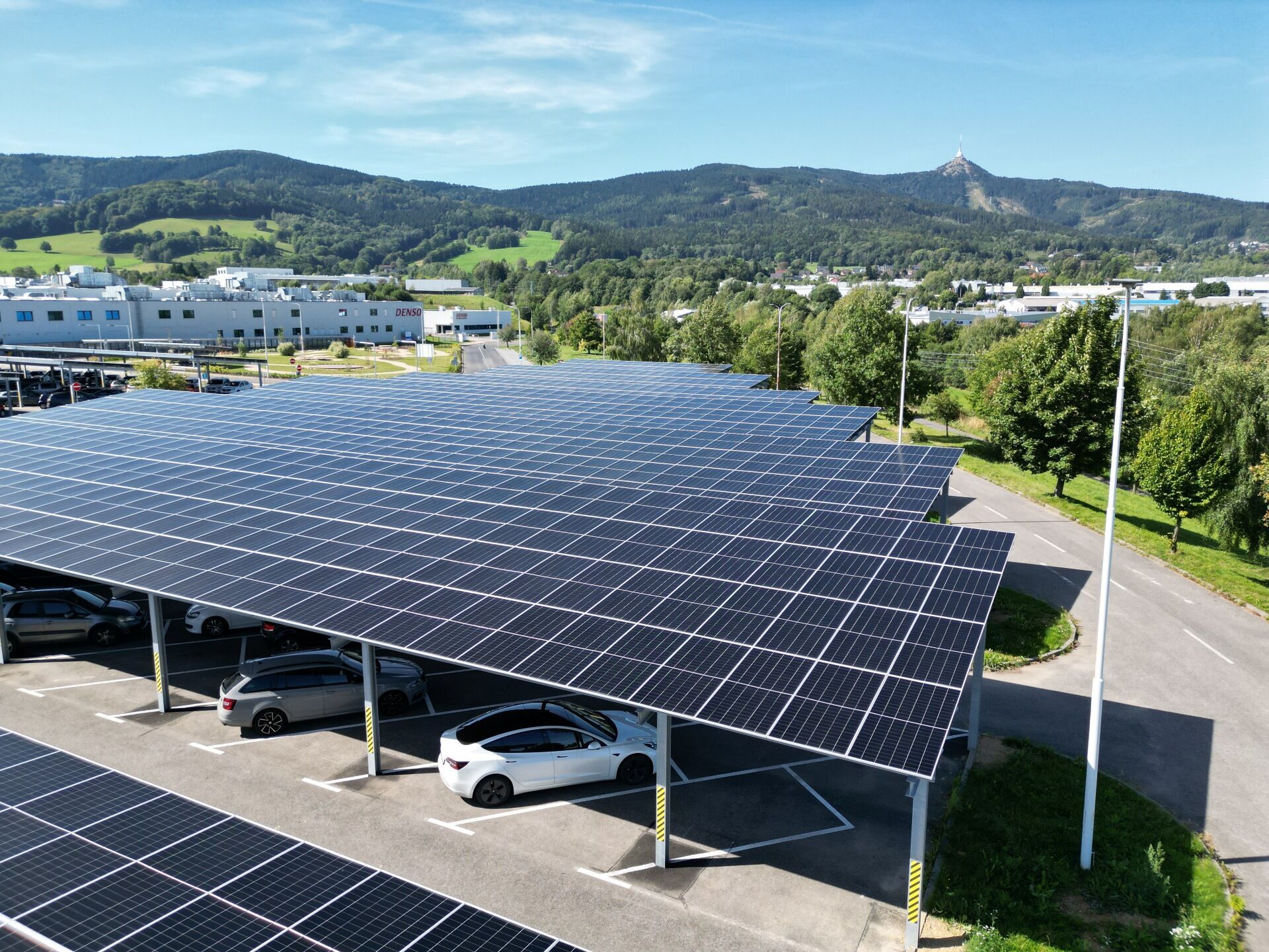 DENSO Carport
