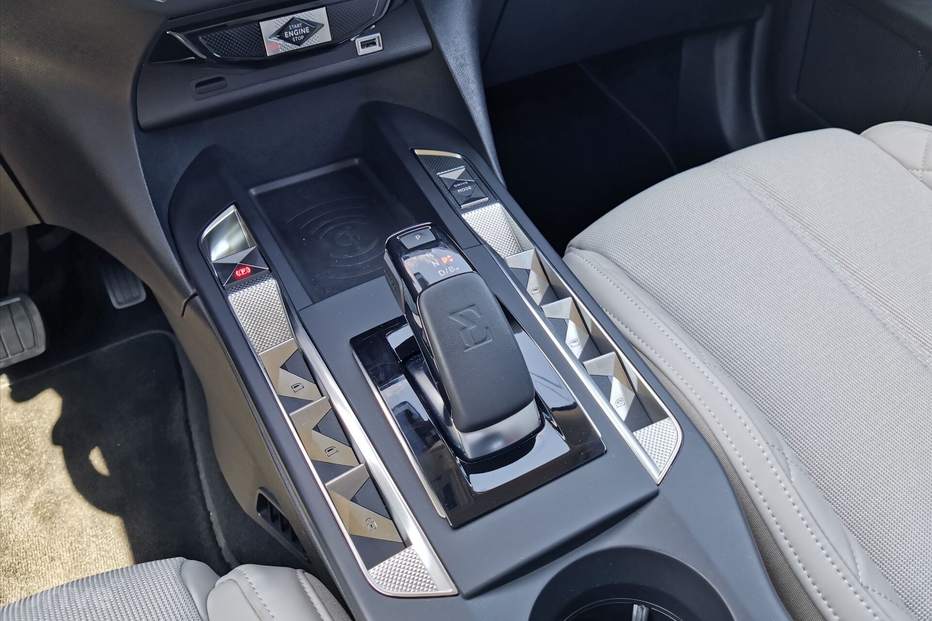 DS 3 Crossback E-TENSE