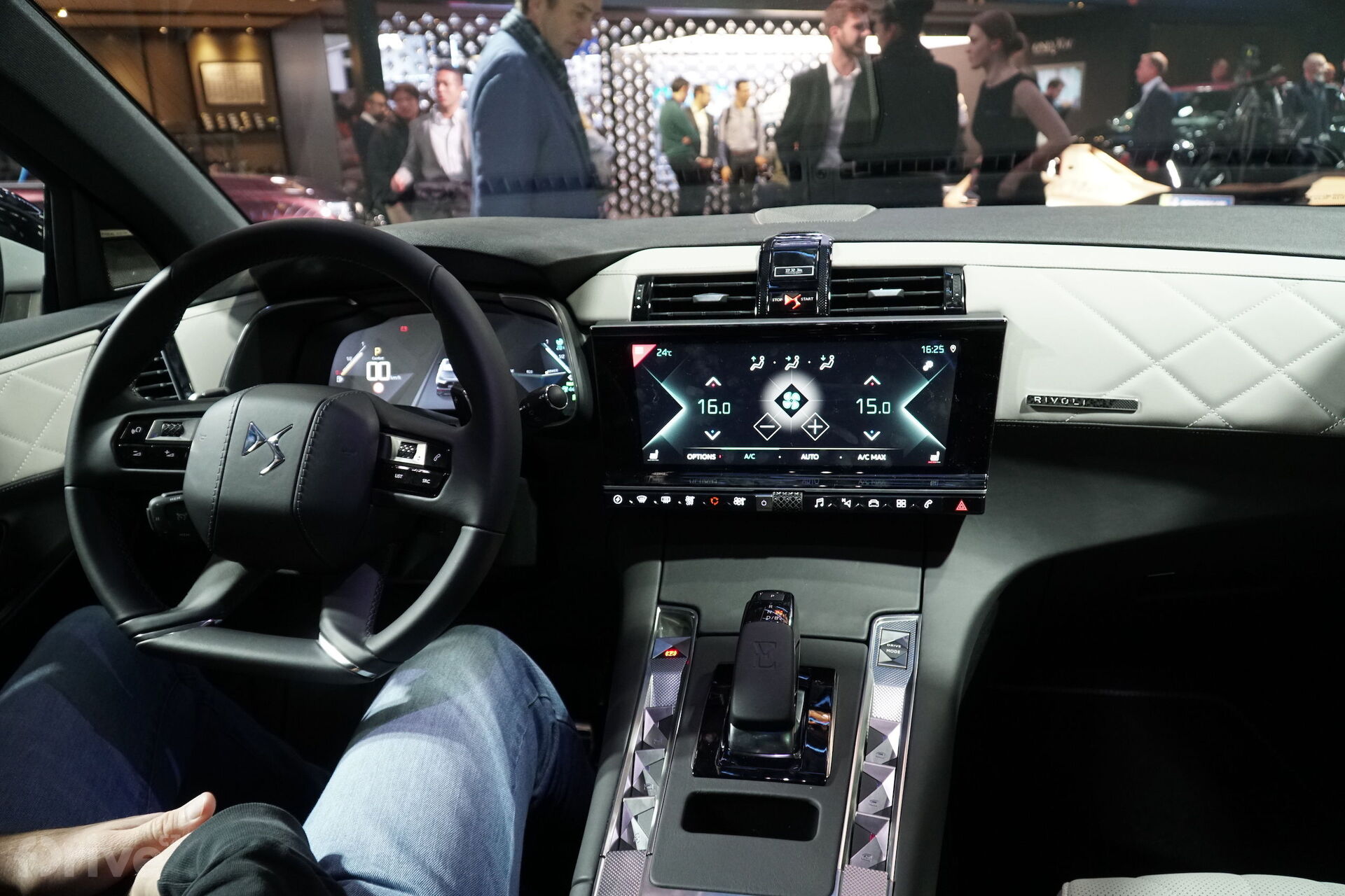 DS 7 Crossback E-Tense 4×4