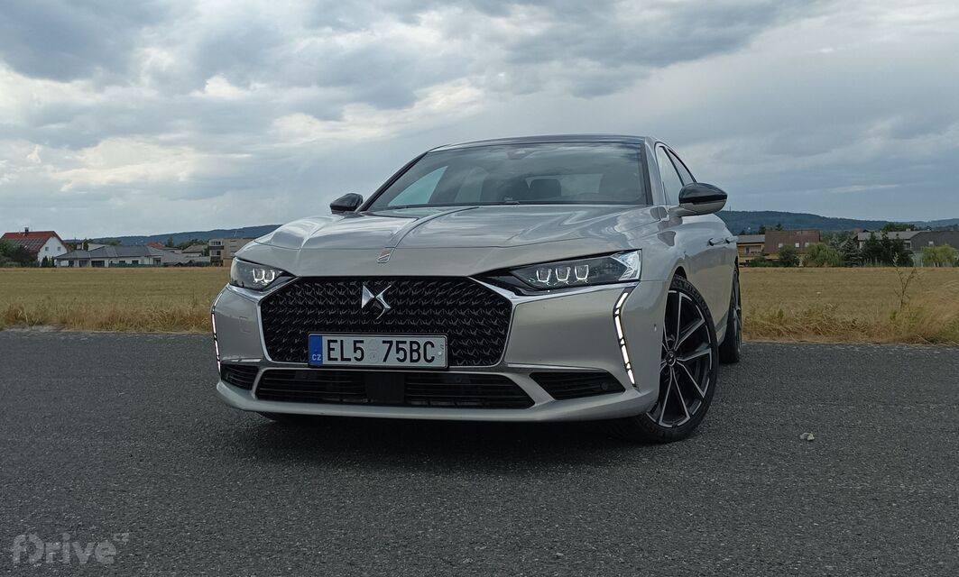 DS 9 E-Tense 360 4x4 Rivoli