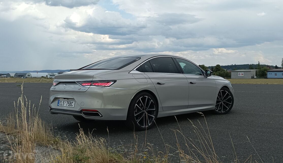 DS 9 E-Tense 360 4x4 Rivoli