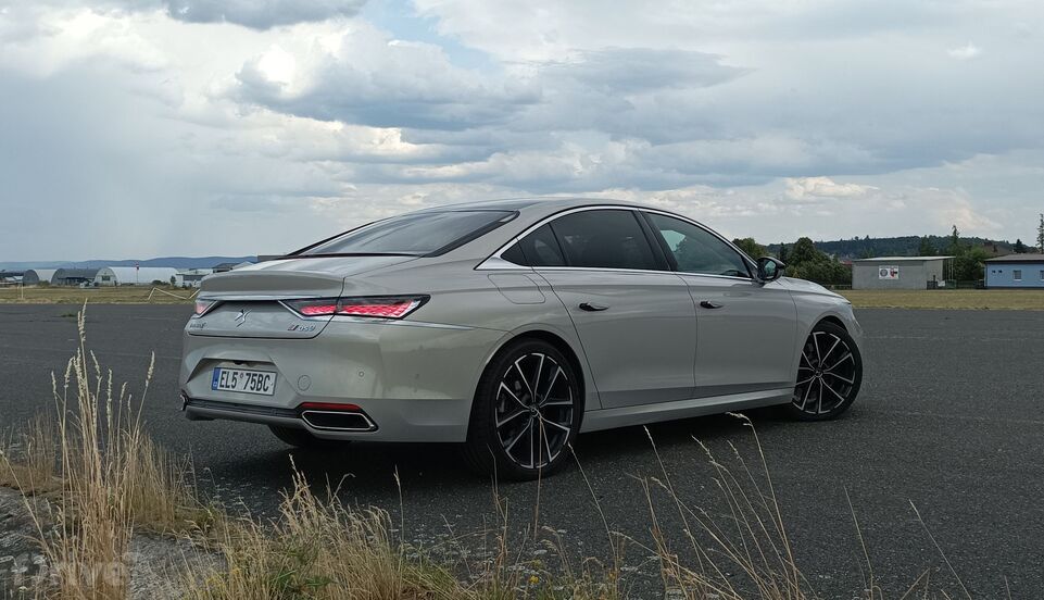 DS 9 E-Tense 360 4x4 Rivoli