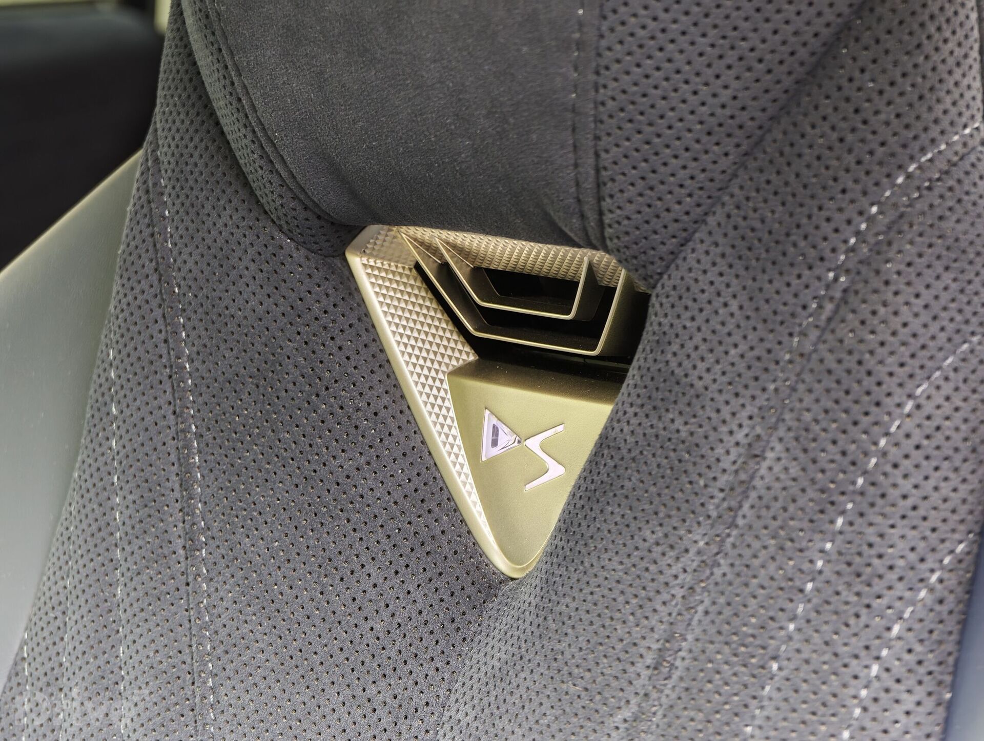 DS N°8 AWD LR Etoile (2026)