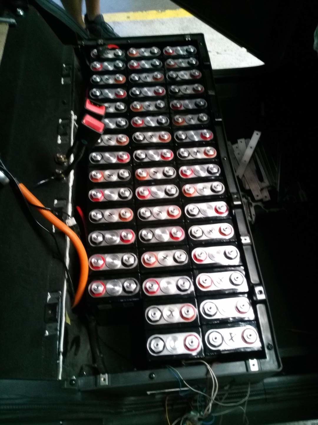 Dvoumístný elektromobil elBlesk City