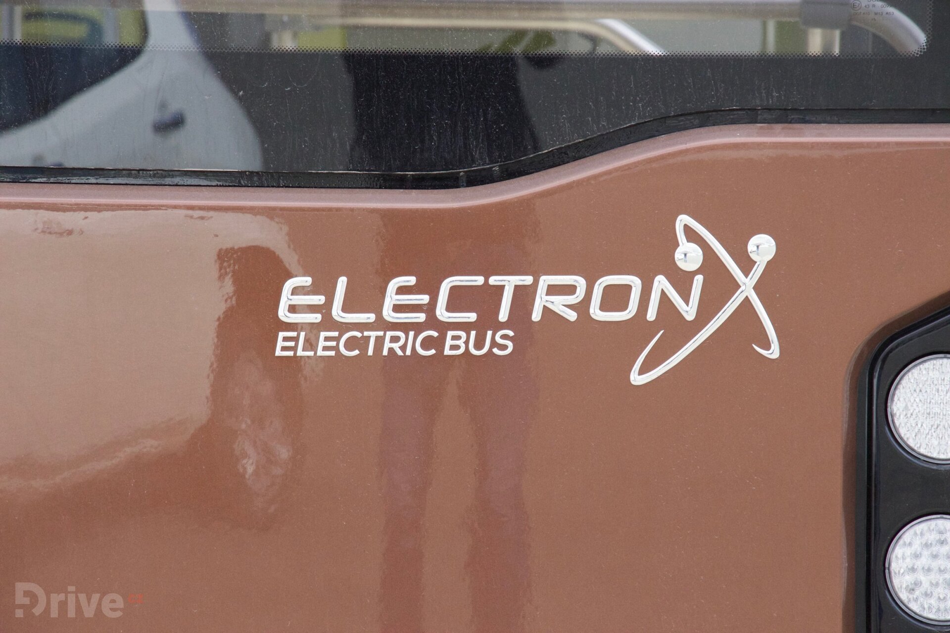 Ekova Electron
