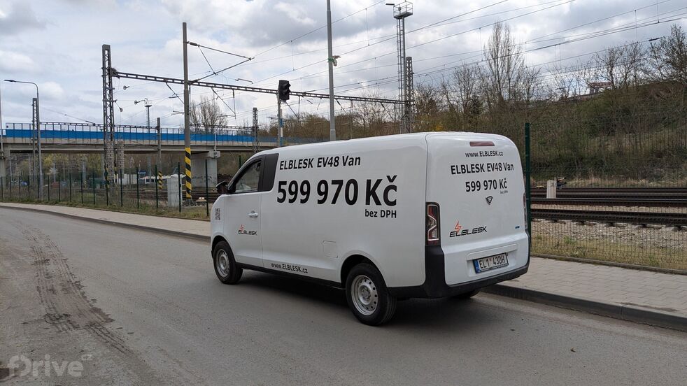 elBlesk EV48 Van