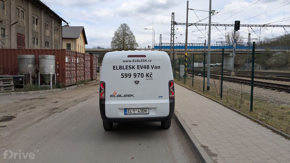 elBlesk EV48 Van