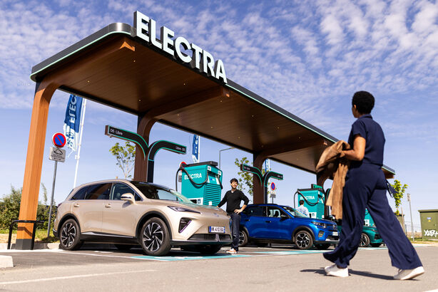 Electra nabíjecí stanice