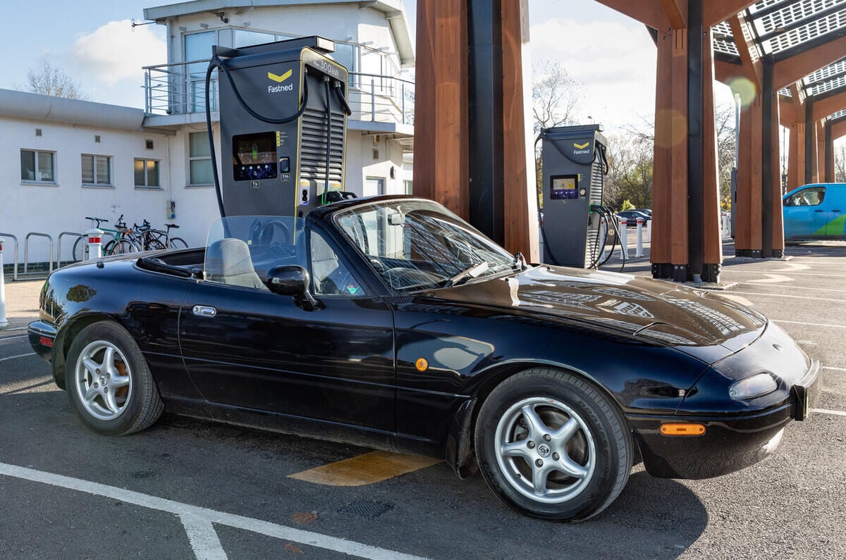 Electrogenic Mazda MX-5