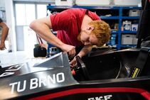 Elektrická formule Dragon e2