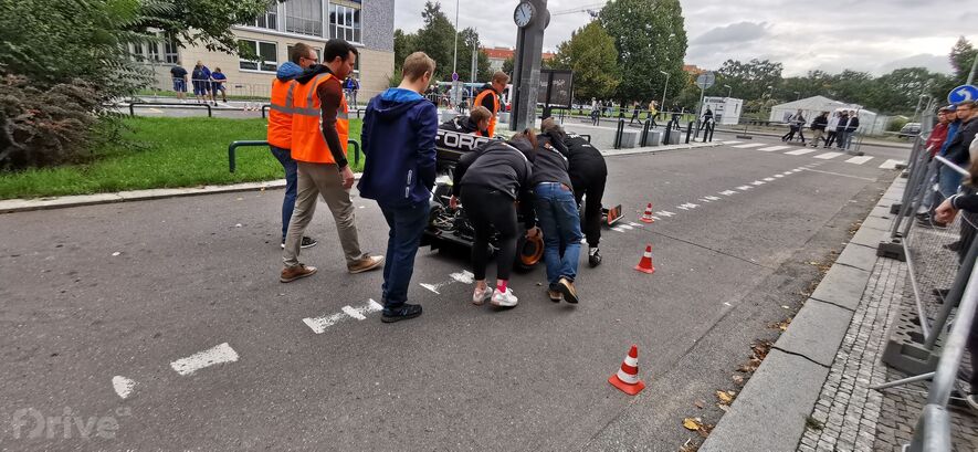 Elektrická formule eForce FSE 11