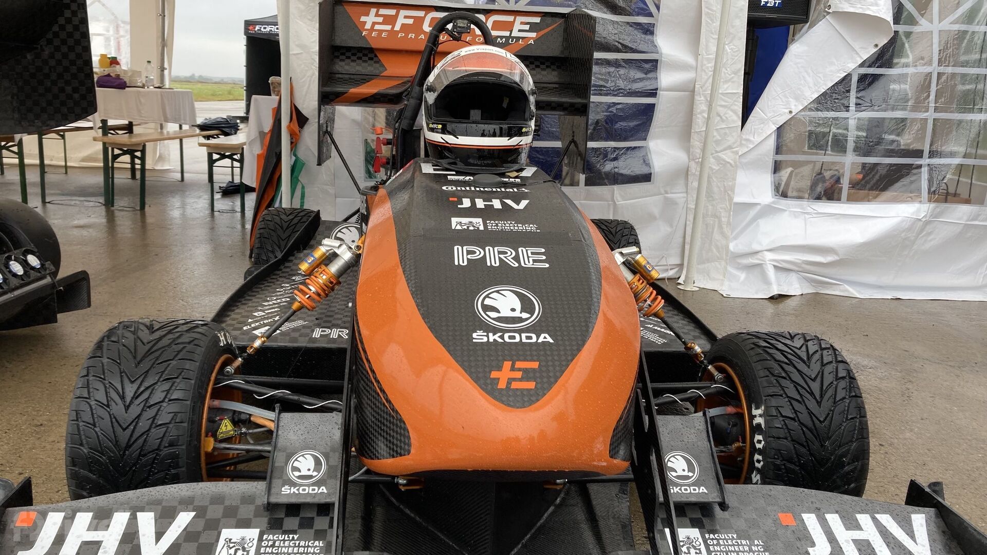 Elektrická formule eForce FSE.X