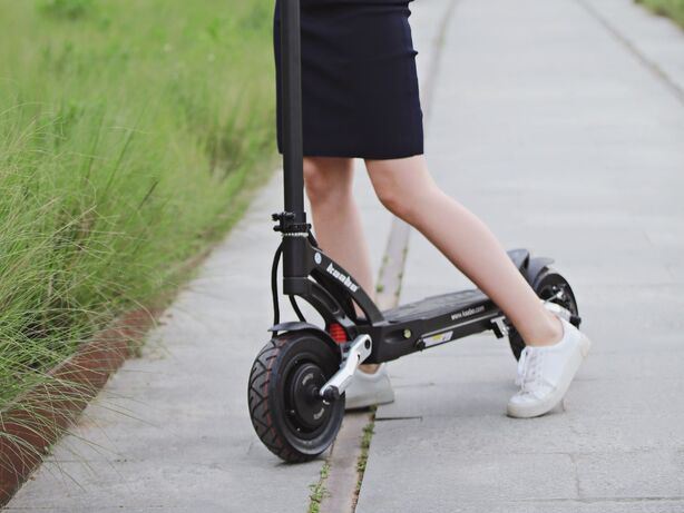 Elektrická koloběžka Kaabo Mantis 10